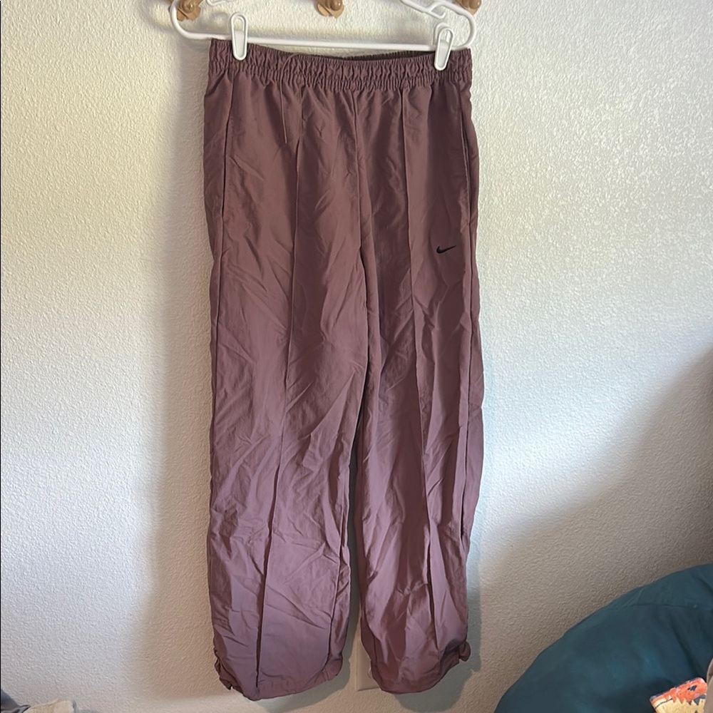 Nike Mauve Athletic Pants